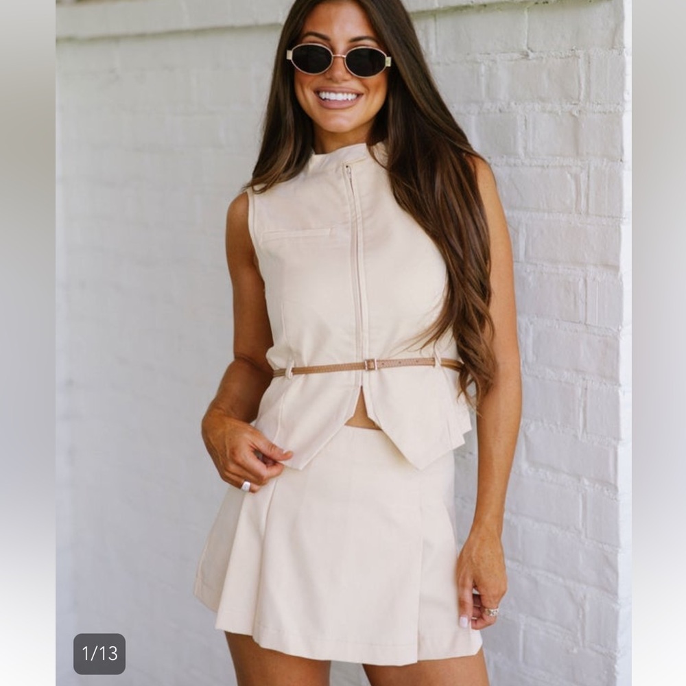 Sleeveless Cream Skirt Set with Belt
